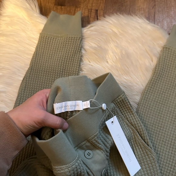 JONATHAN SIMKHAI Savannah Waffle Jogger - Picture 6 of 7